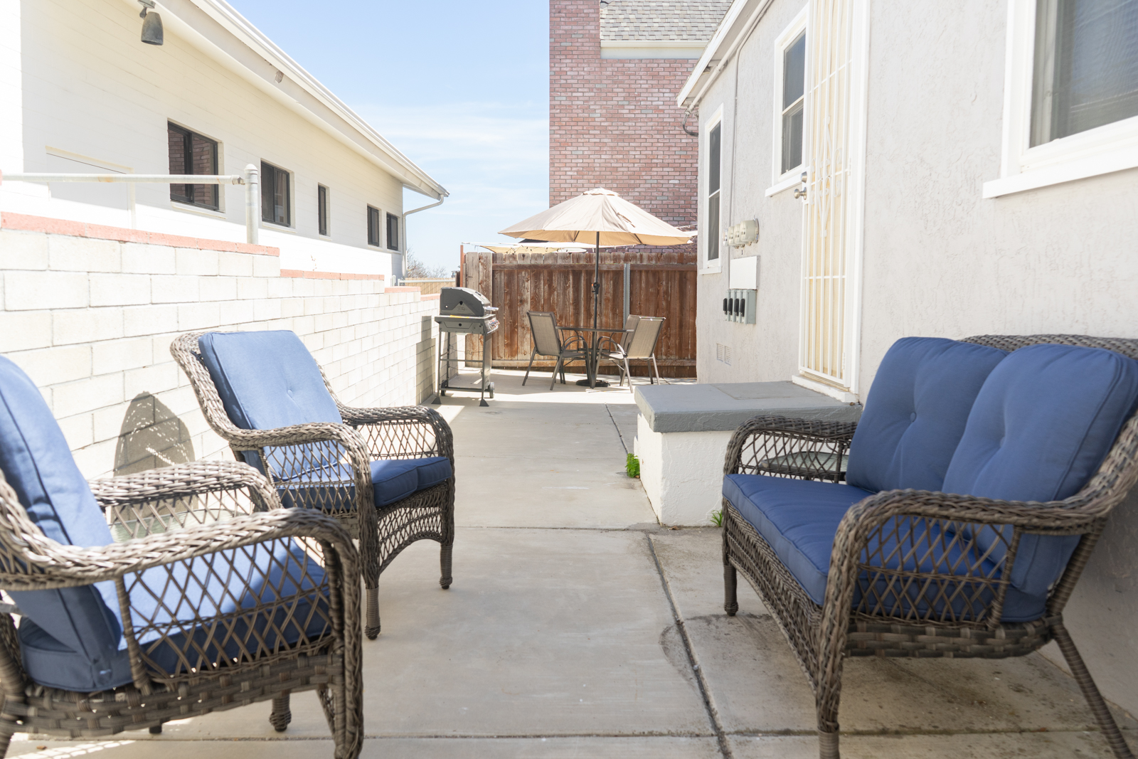 3122 Cañon Street - B
