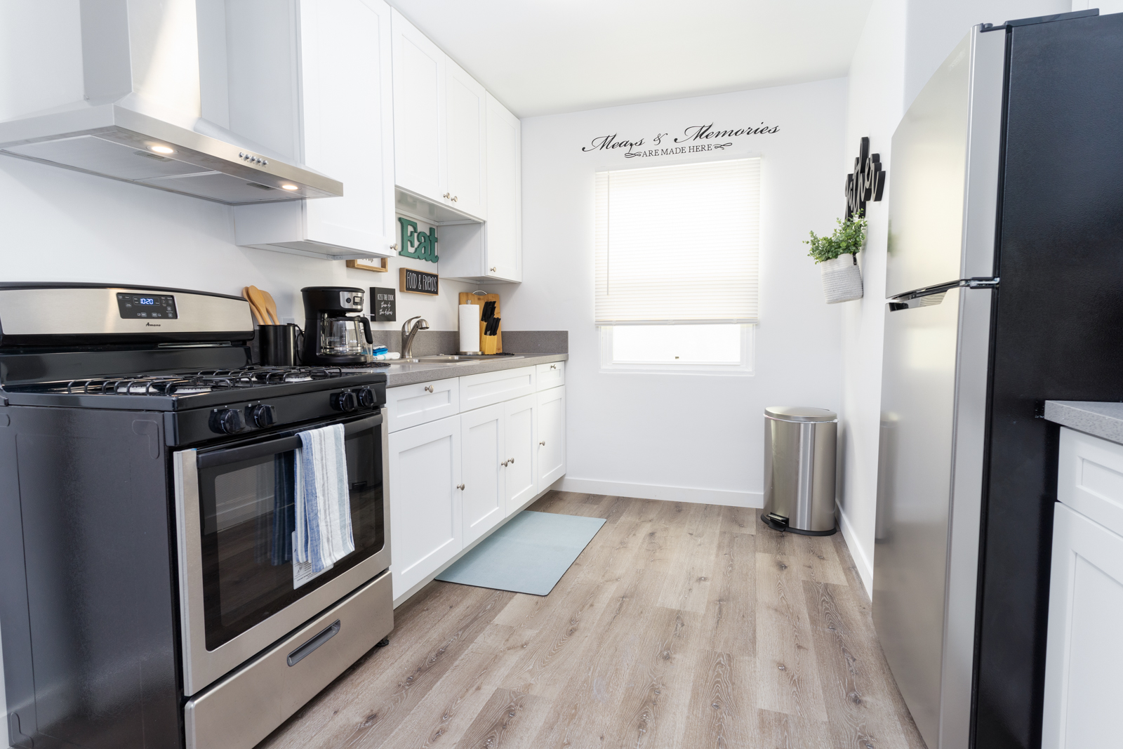 3126 Cañon Street - 1